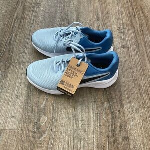 Nike Mens Revolution 7 Shoe Light Armory Blue Size 8 Wide FB8501-402